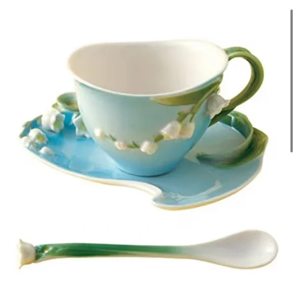 NWOT Two’s Company Teacup Saucer Spoon Set Garden Tea Cottagecore Lily Of Valley - Picture 2 of 13